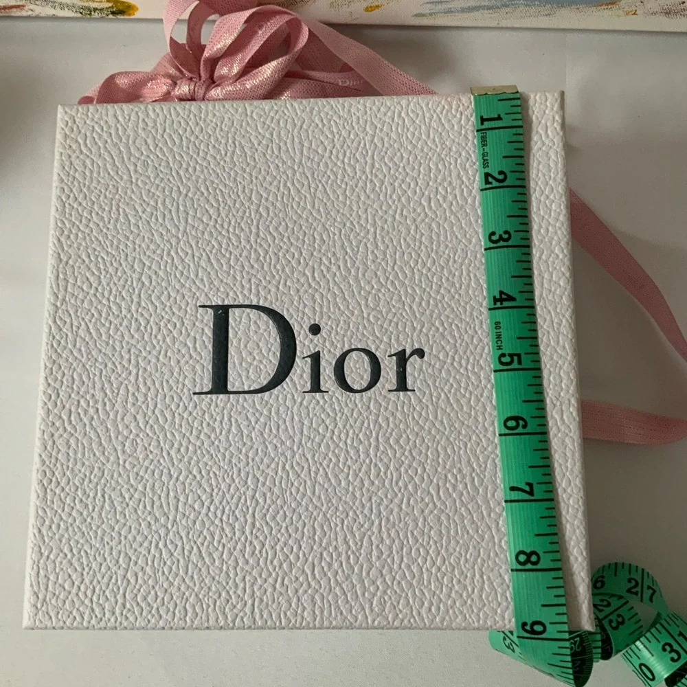 DIOR Nest of 3 Empty Boxes with a Pink Ribbon - Picture 6 of 14